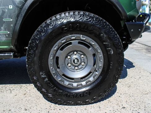 Used 2024 Ford Bronco Everglades AWD/4WD image 42