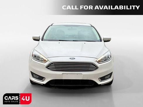 Used 2018 Ford Focus Titanium FWD image 2