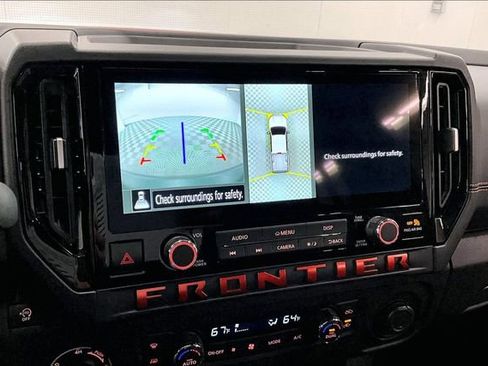 Used 2025 Nissan Frontier PRO-4X w/ Pro Convenience Package image 28