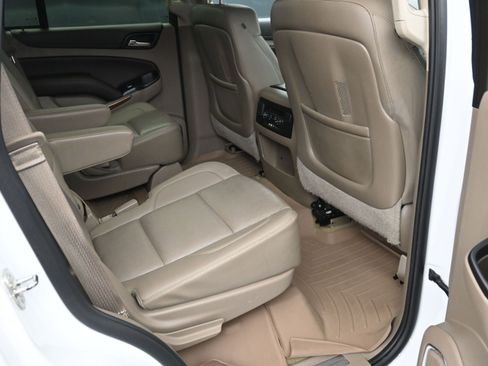 Used 2015 Chevrolet Tahoe LTZ RWD image 10