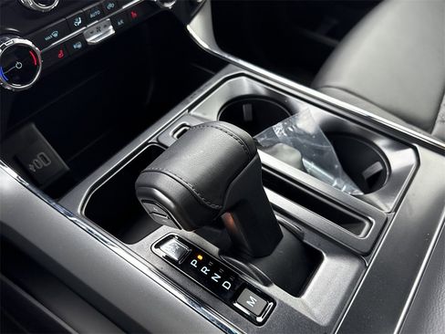 New 2025 Ford F150 XLT w/ Equipment Group 302A MID image 30