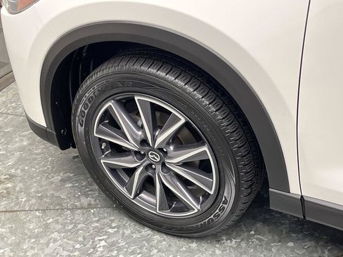 Used 2018 MAZDA CX-5 Touring w/ Preferred Equipment Package AWD/4WD image 34