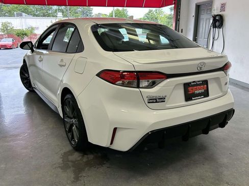 Certified 2026 Toyota Corolla SE FWD image 5