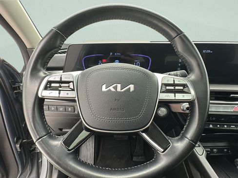 Used 2025 Kia Telluride S AWD/4WD image 17