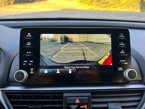 Used 2019 Honda Accord Sport image 32