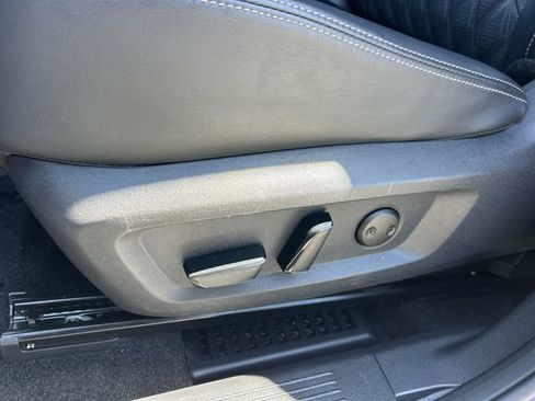 Used 2022 Nissan Rogue Platinum w/ Head-Up Display Package FWD image 19