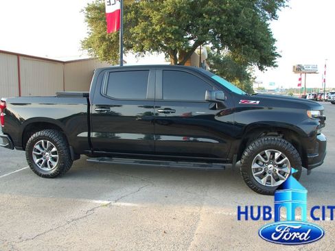 Used 2022 Chevrolet Silverado 1500 RST AWD/4WD image 6