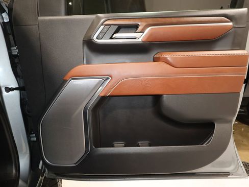 Certified 2024 GMC Sierra 2500 Denali Ultimate image 21