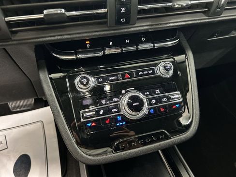 Used 2020 Lincoln Corsair AWD w/ Equipment Group 101A image 17