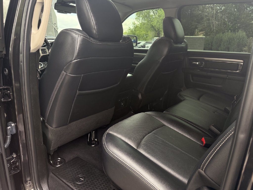 Used 2018 RAM 2500 Laramie w/ Sport Appearance Group AWD/4WD image 34