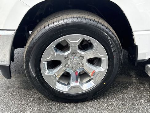 Used 2022 RAM 1500 Big Horn AWD/4WD image 13