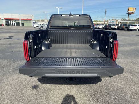 Used 2023 Toyota Tundra Limited image 21