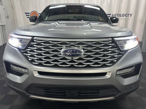 Used 2022 Ford Explorer Platinum w/ Equipment Group 601A image 4