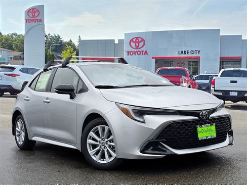 New 2026 Toyota Corolla SE image 1