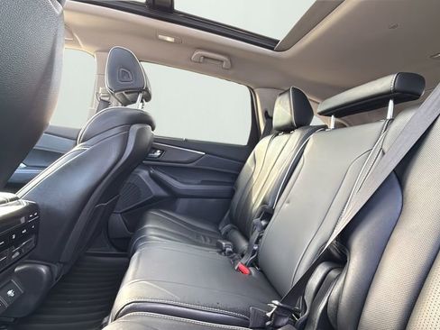 Used 2023 Acura MDX SH-AWD w/ Advance Package image 15