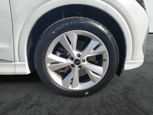 Used 2023 Audi Q4 e-tron Premium w/ 20" Wheel Package image 6