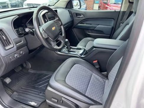 Used 2016 Chevrolet Colorado Z71 AWD/4WD image 9