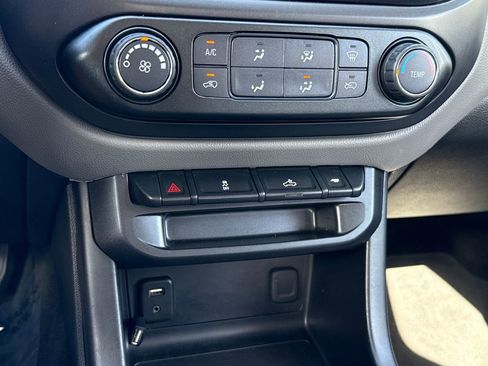 Used 2017 Chevrolet Colorado W/T w/ WT Convenience Package RWD image 21