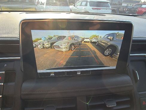 Used 2021 Chevrolet Tahoe Z71 w/ Rear Media and Nav Package AWD/4WD image 34