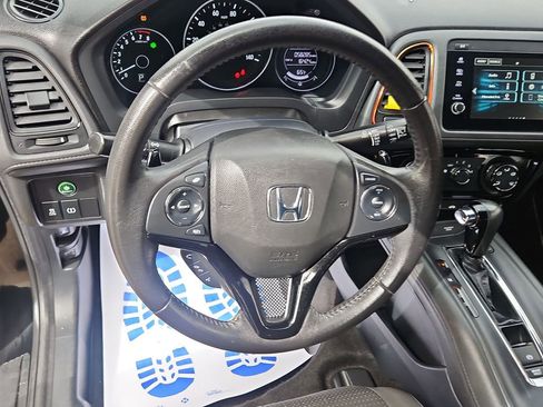 Used 2021 Honda HR-V Sport image 13