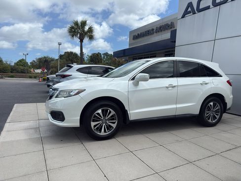 Used 2016 Acura RDX FWD w/ Advance Package image 3