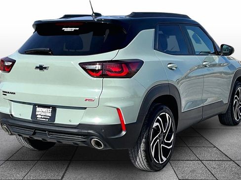 Used 2024 Chevrolet TrailBlazer RS w/ Driver Confidence Package image 11