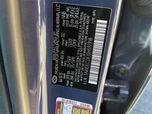 Used 2025 Hyundai Tucson Limited AWD/4WD image 18