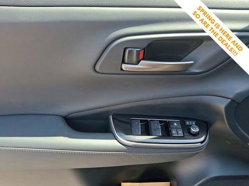 Used 2026 Toyota Crown XLE AWD/4WD image 13