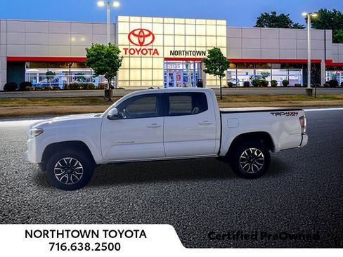 Used 2023 Toyota Tacoma TRD Sport w/ TRD Premium Sport Package AWD/4WD image 2