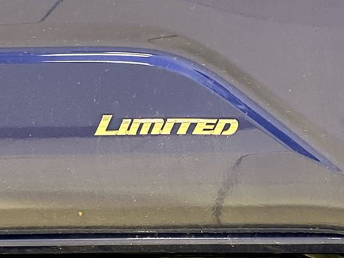 Used 2024 Toyota Tacoma Limited w/ Limited Package (LT) image 8