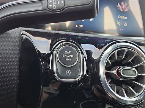 New 2025 Mercedes-Benz CLA 250 4MATIC image 10