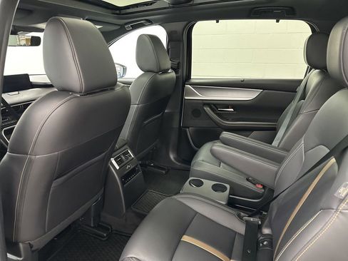 Certified 2024 MAZDA CX-90 Plug-In Hybrid w/ Premium Plus image 23