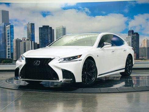 Used 2019 Lexus LS 500 F Sport w/ Accessory Package (Z2) AWD/4WD image 2