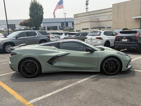 Used 2024 Chevrolet Corvette Stingray Preferred Conv w/ Z51 Performance Package RWD image 9