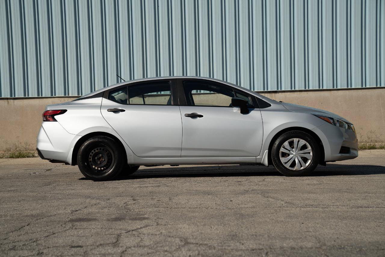 Used 2020 Nissan Versa S FWD image 5