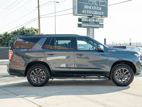 Used 2021 Chevrolet Tahoe Z71 w/ Z71 Signature Package AWD/4WD image 11