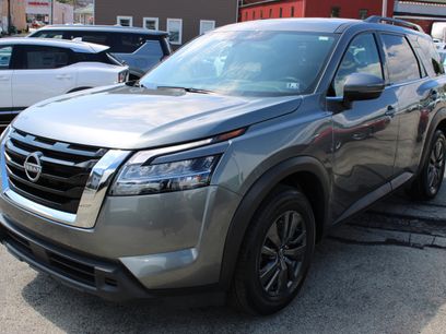 Certified 2022 Nissan Pathfinder SV