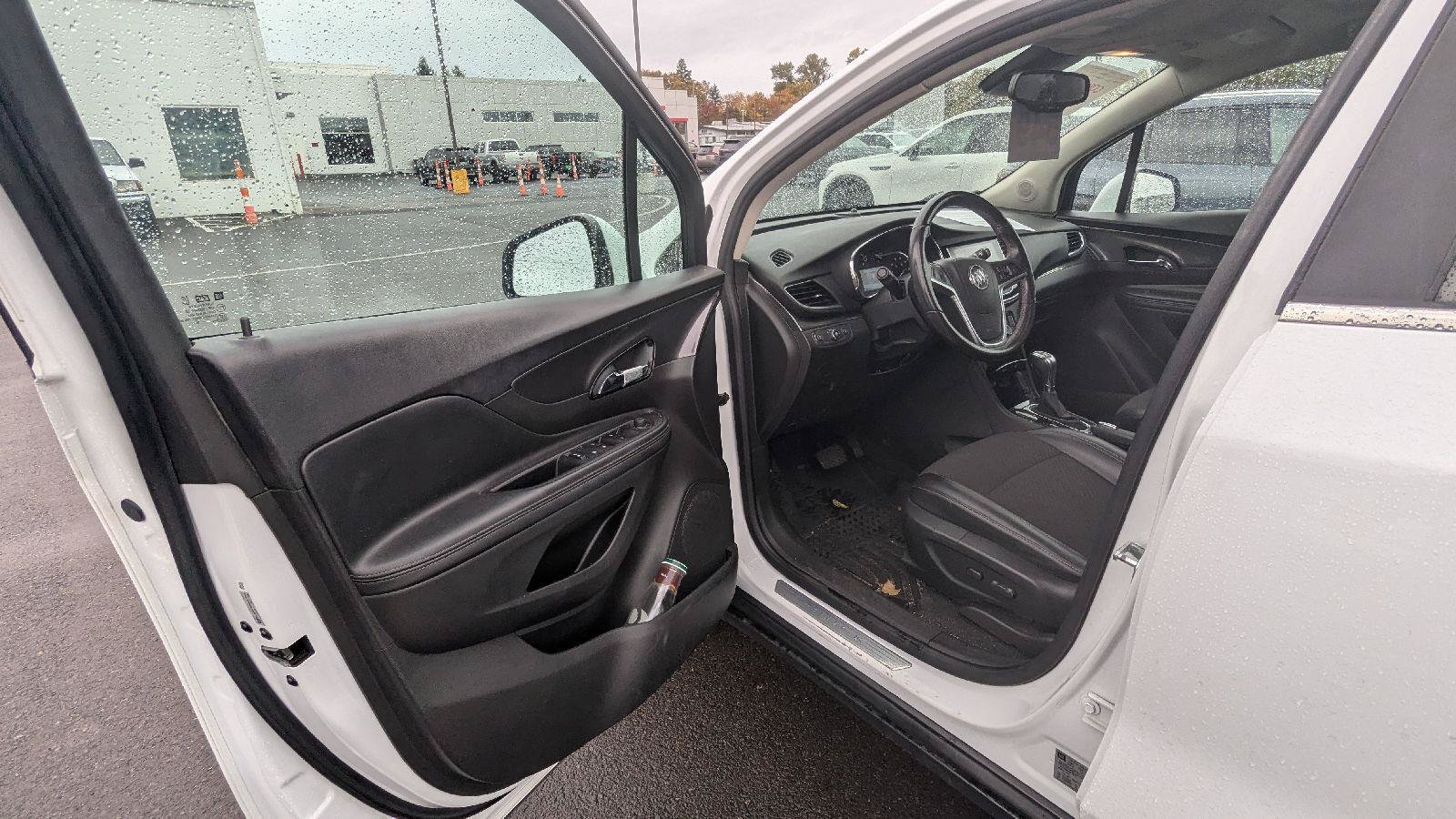 Used 2019 Buick Encore Sport Touring w/ Safety Package AWD/4WD image 12