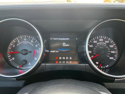 Used 2020 Ford Mustang Convertible w/ Equipment Group 101A RWD image 26