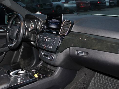 Used 2018 Mercedes-Benz GLE 350 image 17