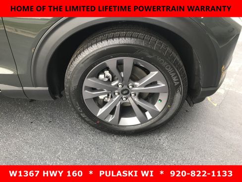Used 2023 Ford Explorer XLT w/ Equipment Group 202A AWD/4WD image 3