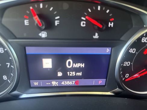 Certified 2022 GMC Terrain AT4 w/ Infotainment Package II image 12