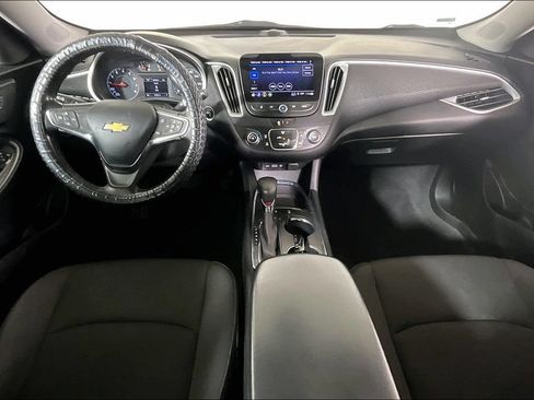 Used 2021 Chevrolet Malibu RS FWD image 14