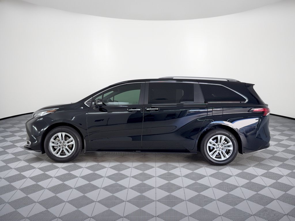 Certified 2026 Toyota Sienna Limited FWD image 2