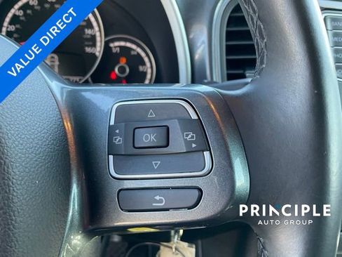 Used 2016 Volkswagen Beetle 1.8T SE image 12