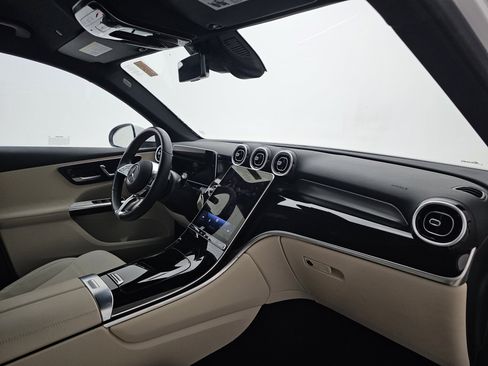 Certified 2025 Mercedes-Benz GLC 350e 4MATIC image 10