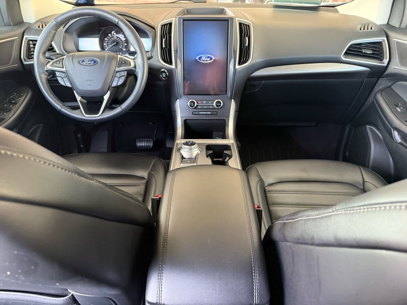 Certified 2024 Ford Edge SEL w/ Convenience Package AWD/4WD image 10