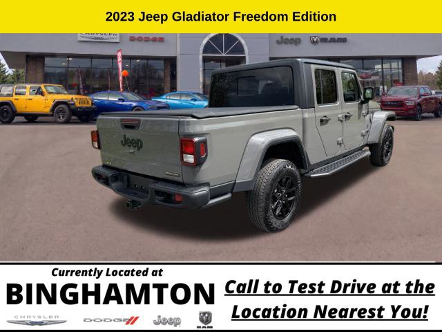 Used 2023 Jeep Gladiator Sport AWD/4WD image 4