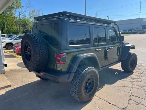 Used 2021 Jeep Wrangler Unlimited Rubicon AWD/4WD image 3