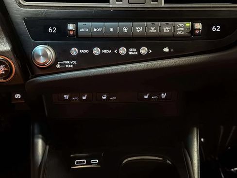 Used 2023 Lexus ES 350 F Sport FWD image 17